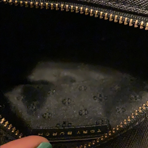 Cross body - Picture 4 of 4